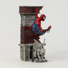 figurine spider man réaliste